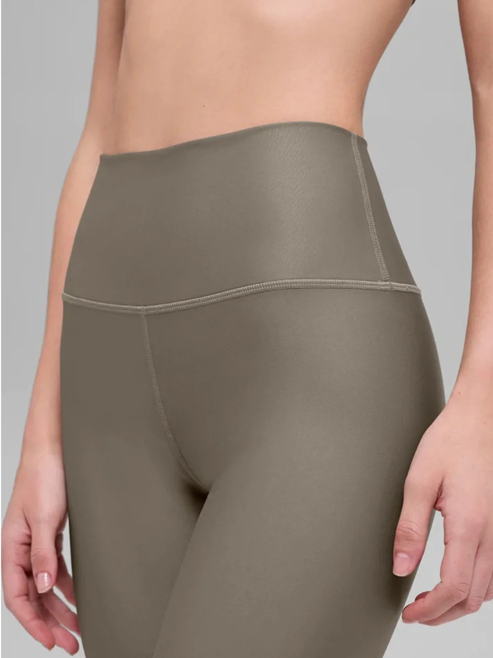 Alo Yoga High-Waist Airlift Legging in Gravel